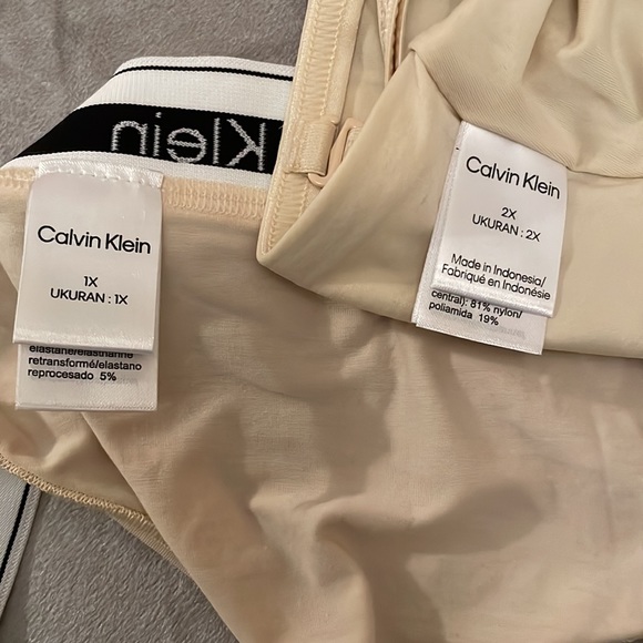 Calvin Klein Form to Body Naturals Unlined Bralette/Thong Set - Size 2X - Picture 12 of 12